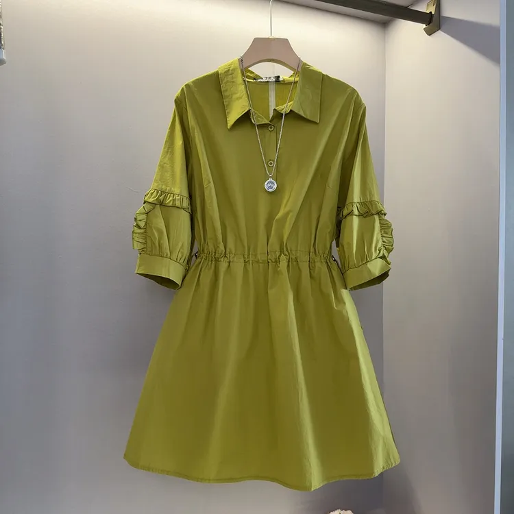 韩版大码连衣裙显瘦大摆风衣裙常规挂脖系扣四季通用短袖