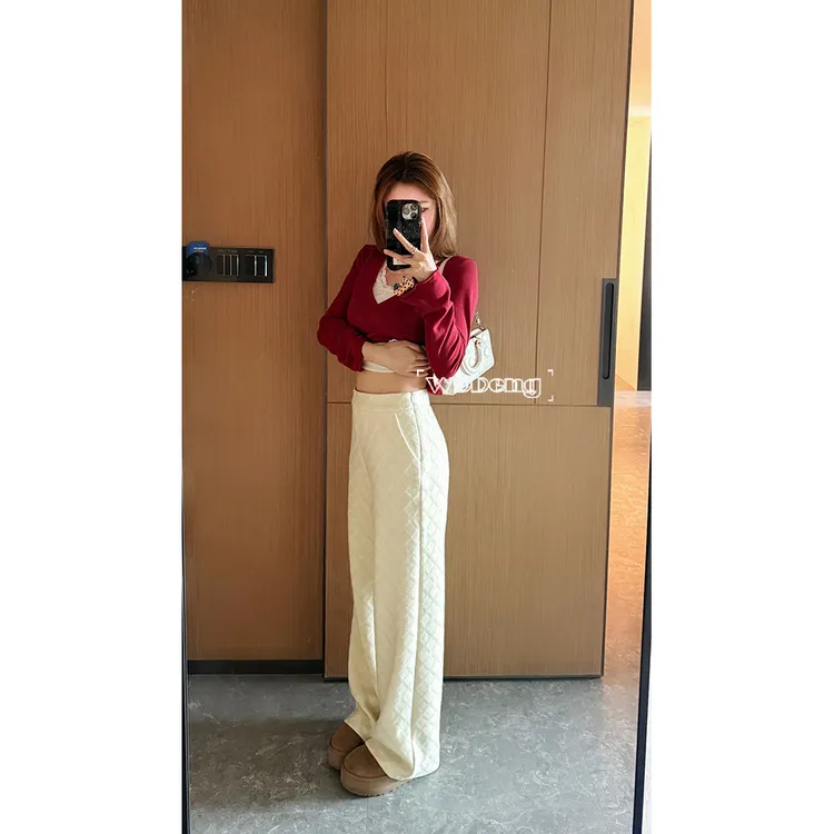 王等等【慵懒游记】2025秋冬原创银丝设计加绒款休闲裤U225K18730