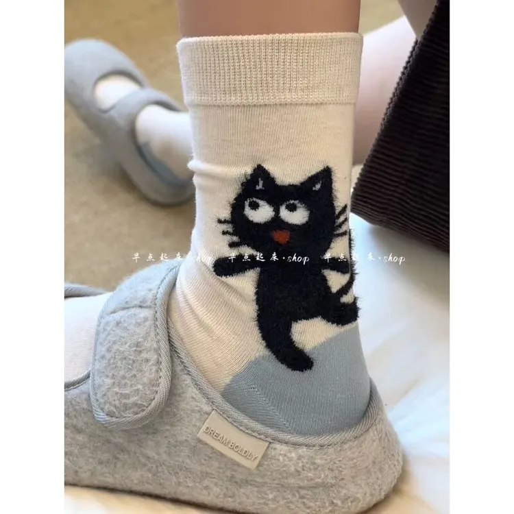 【早点起床·shop】早秋氛围感 可爱搞怪后跟植绒猫咪无骨中筒女袜