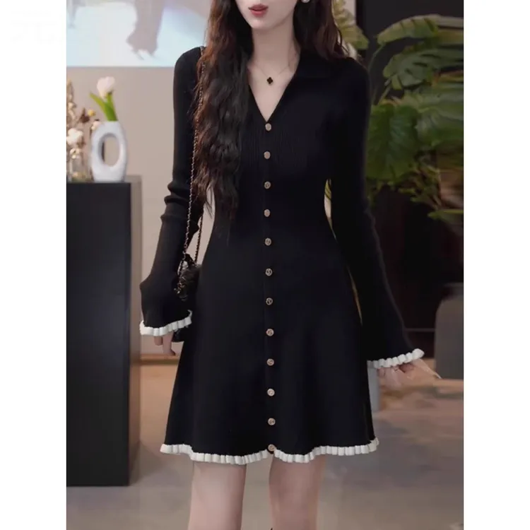元族法式黑色针织连衣裙女秋季2025年新款大码胖mm小香风配大衣冬