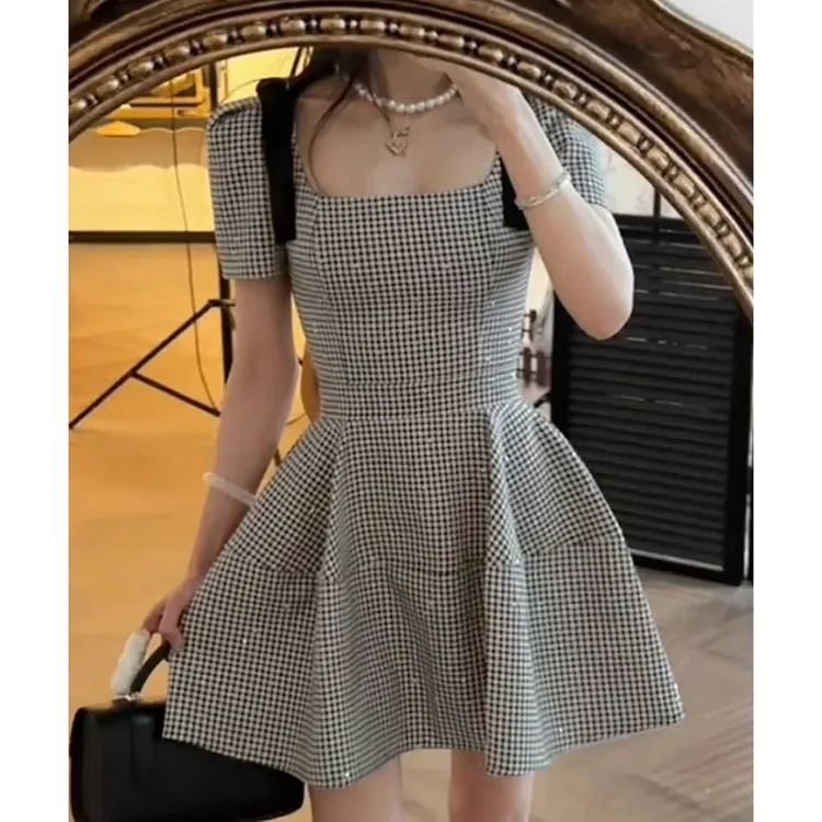 法式高级感黑白撞色方领连衣裙夏季新款时尚收腰显瘦a字短裙D1319