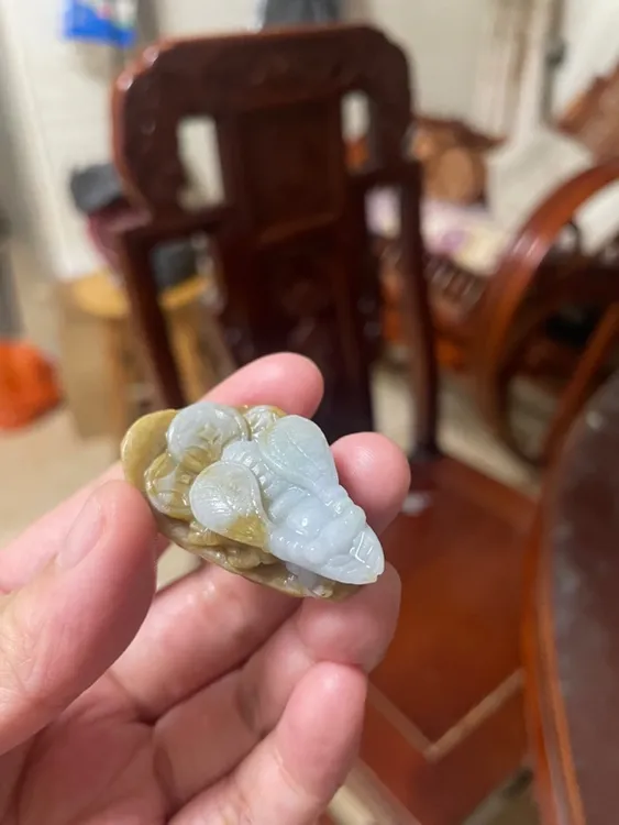 天然翡翠A货常赢原皮手把件