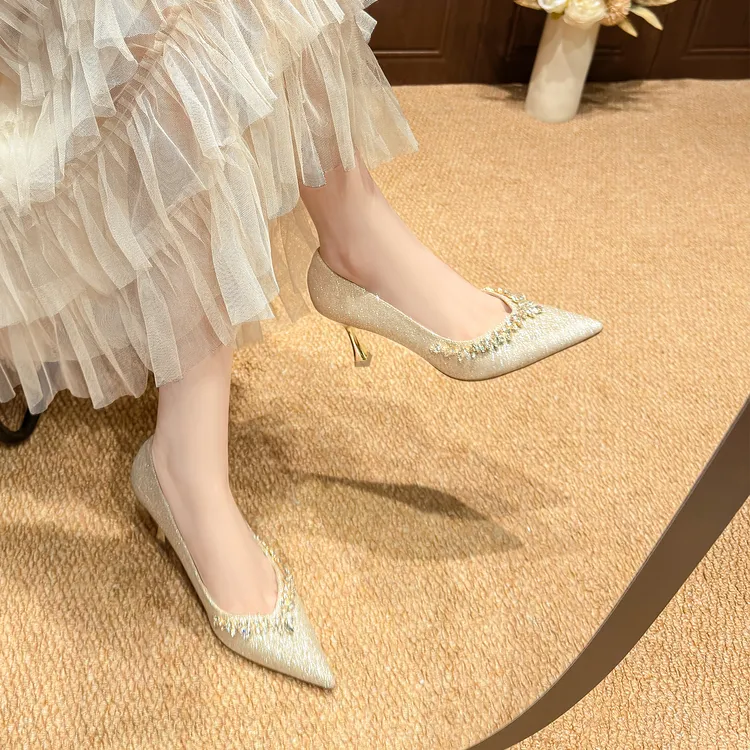 Yixin Girl 绝美水钻高跟鞋婚鞋女不累脚高级感订婚结婚鞋礼服鞋