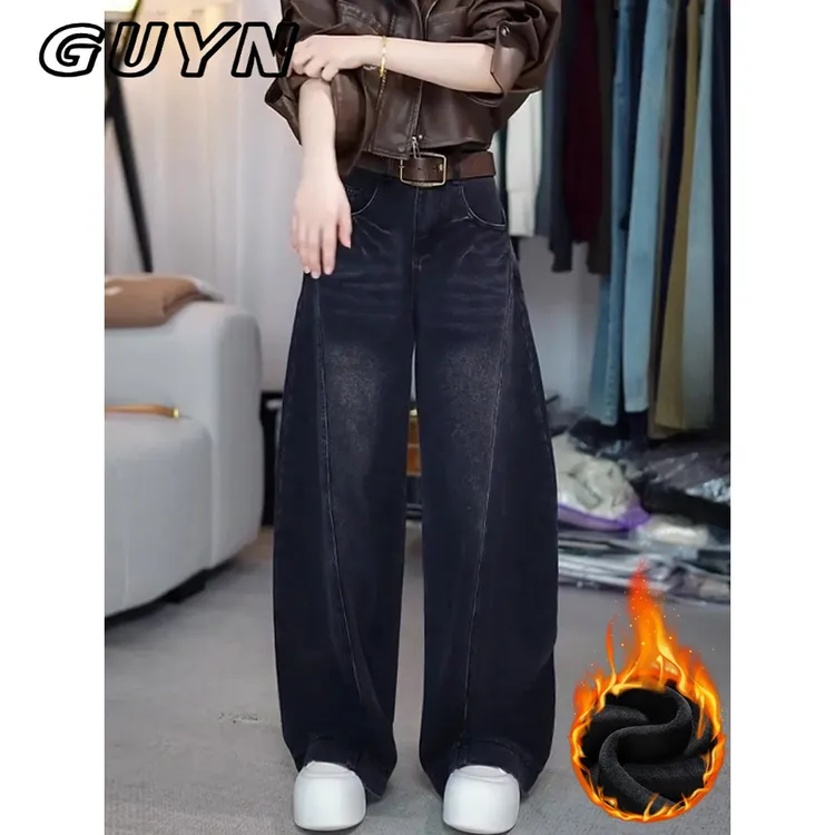 GUYN加绒加厚弯刀牛仔裤女冬季2025年新款胖mm高腰显瘦直筒阔腿裤