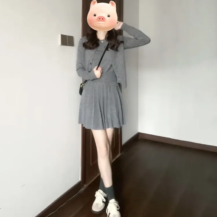 ZJ0381温柔风气质长袖针织衫高腰显瘦休闲连衣裙春秋季时尚套装女