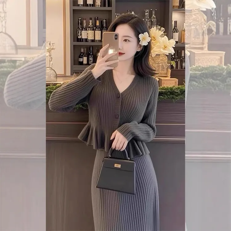 秋冬显瘦气质长袖针织时尚套装洋气百搭中长款 韩系2025年秋冬