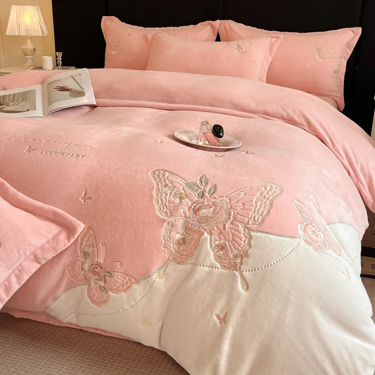 2025加厚牛奶绒重工刺绣贴布绣四件套拼色绣花双面绒床品-蝶恋花