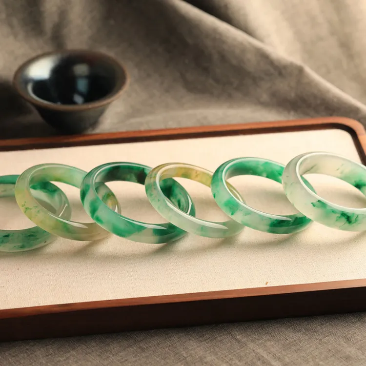 石字纯天然非洲翠冰飘花女士手镯正品辣绿女款女生百搭女式手镯