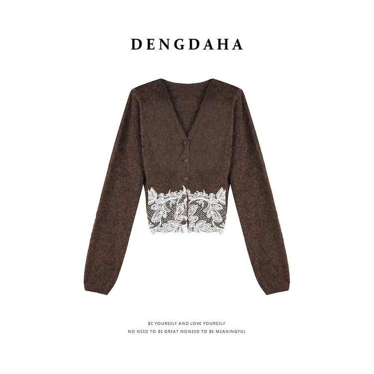 DENGDAHA「秋日布蕾」蕾丝拼接短裤V领开衫设计感软糯毛衣上衣A604