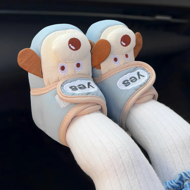 婴儿鞋冬款0-1岁新生儿棉鞋加绒保暖防水软步底学步鞋防掉学步鞋2