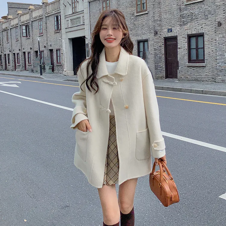 学院风米白色双面大衣女秋冬新款高级感超好看毛呢厚外套2025