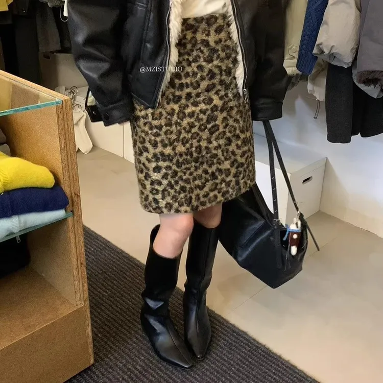 复古豹纹加厚毛呢半身裙女2025冬季新款高腰显瘦中裙百搭五分短裙