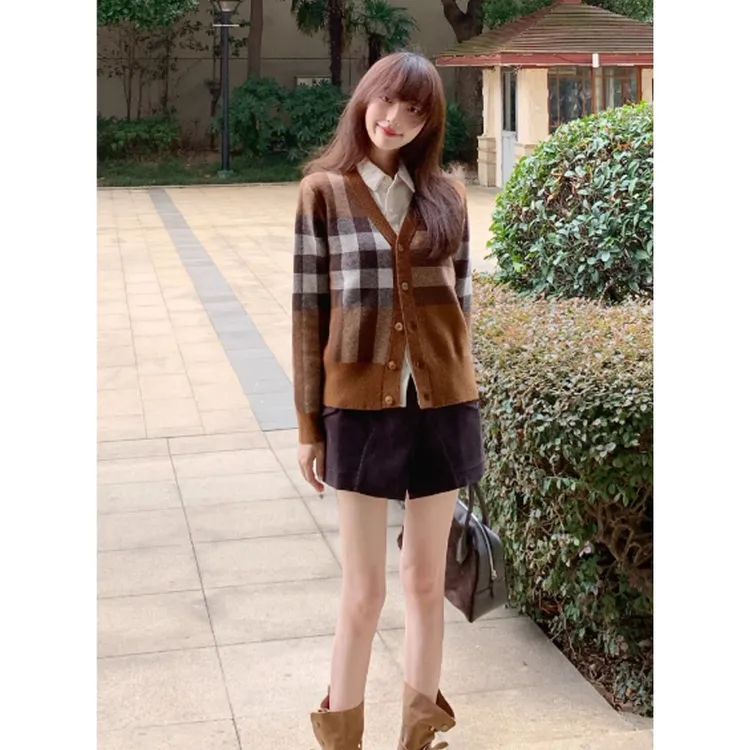 “入秋序章”秋日第一件叠穿/单穿绝绝子学院风毛衣V领开衫复古格子