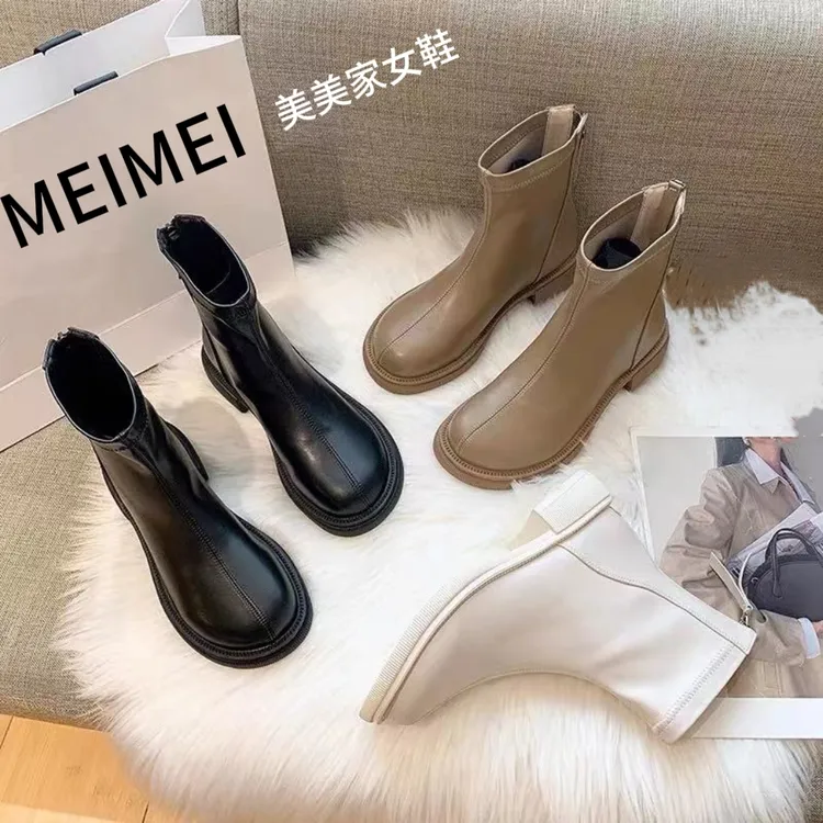 8603时尚百搭2025新款后拉链马丁靴女