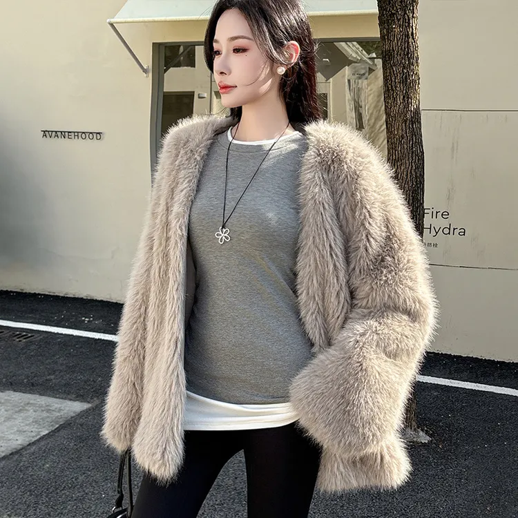 长袖女宽松型常规中长款短款气质圆领T恤秋冬保暖设计师冬季时尚