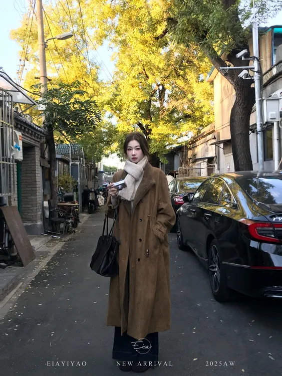 EIA一尧【北平之秋】复古文艺气质仿麂皮绒大衣高级皮毛一体外套女