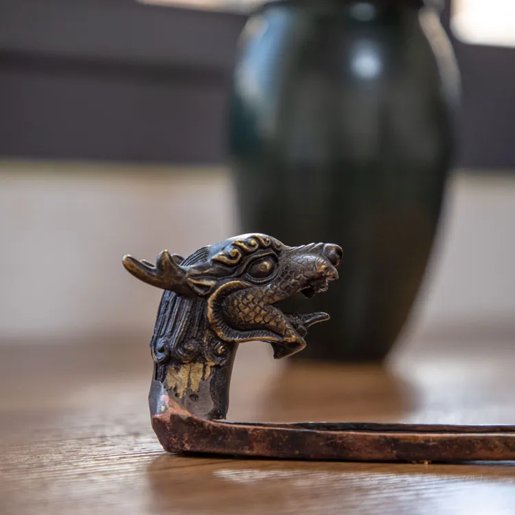 卓番林 | 纯手工铜制龙头香插