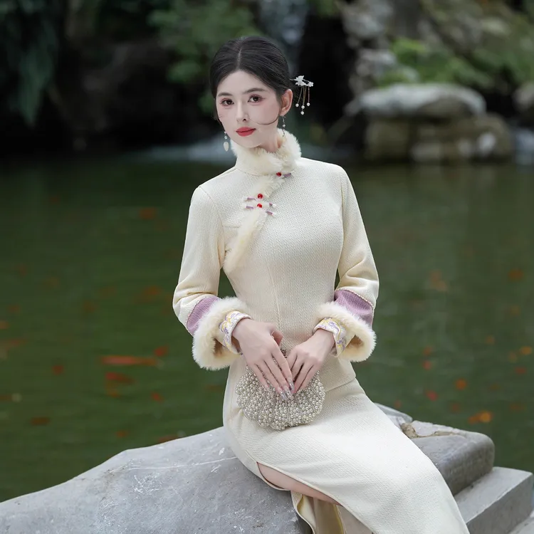 素雅立领改良长袖旗袍2025秋冬新中式年轻款女加绒加厚旗袍连衣裙