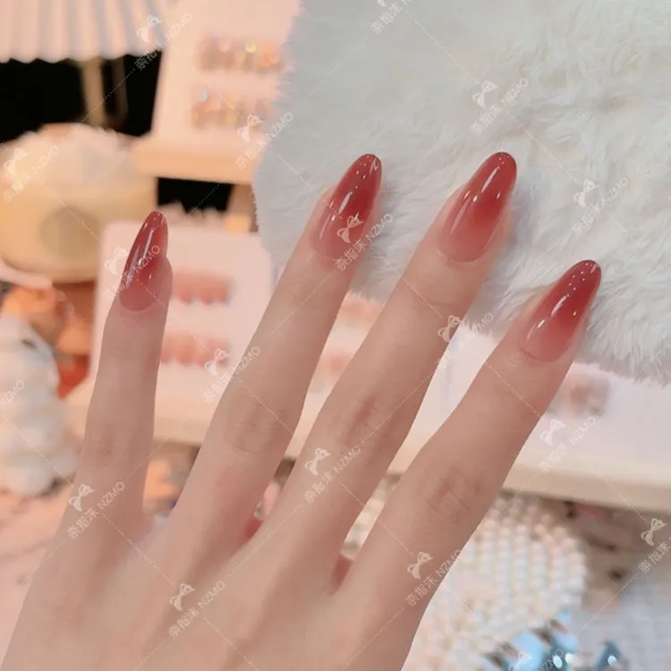 【微醺】安哥拉红纯手工穿戴甲高级感渐变穿戴式甲秋冬款红色