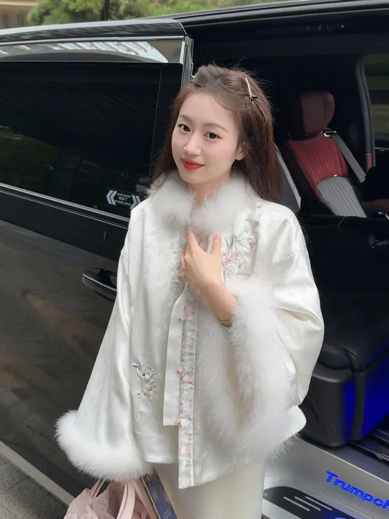 冬季新中式国风加绒加厚刺绣外套女时尚气质复古百搭保暖上衣女潮