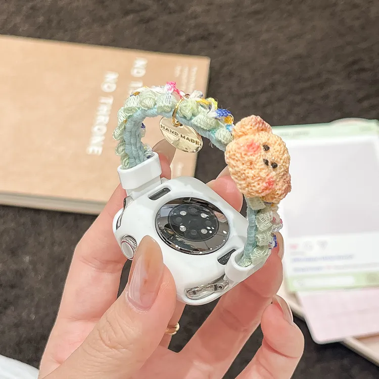 《发圈编织小狗》适用苹果手表apple watchS11表带iwatch S10腕带se