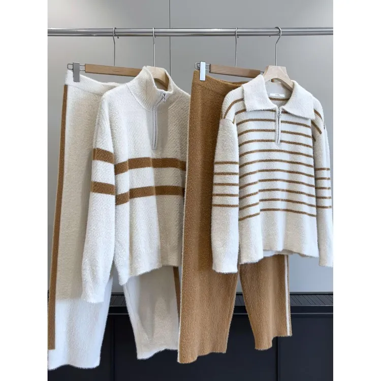 秋冬新款女装长袖针织衫毛衣立领半拉链条纹百搭休闲裤时尚套装