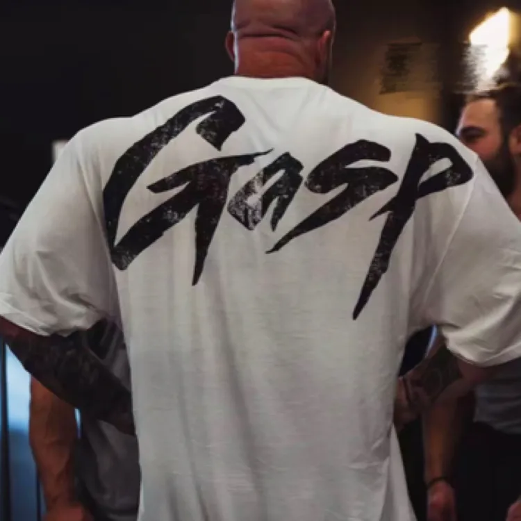 【出口单】 盖世 背部手写LOGO 健身健美欧美休闲新款大码宽松短袖