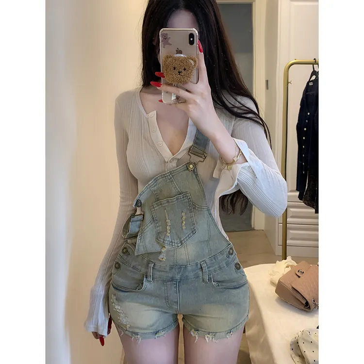 纯欲俏皮做旧破洞牛仔背带短裤女2025年秋季新款收腰修身显瘦热裤