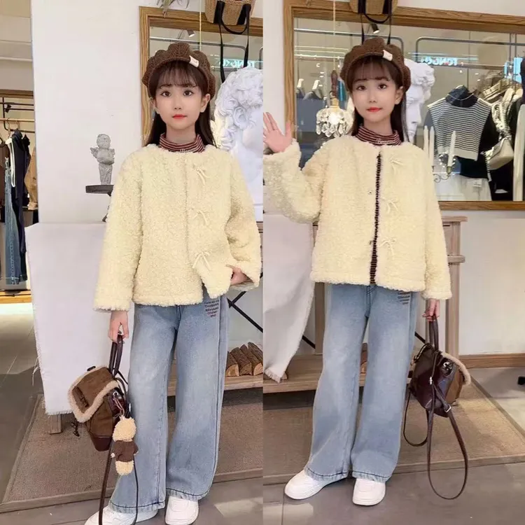 2025新款女童中大童毛毛外套加绒浅色牛仔裤套装