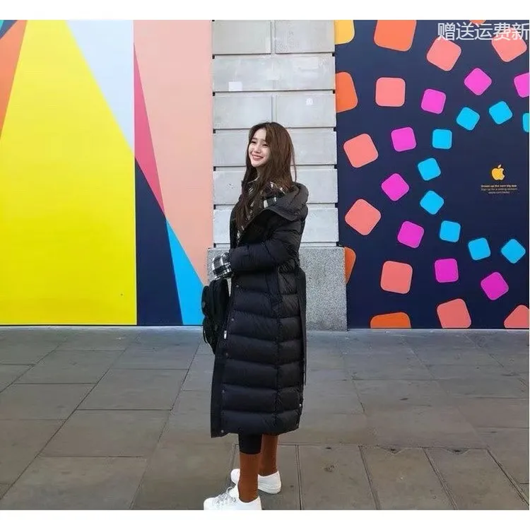波司登极地联名羽绒服女加长款修身显瘦过膝冬季新款连帽加厚保暖