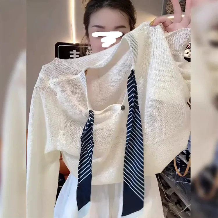 温柔风气质v领针织开衫配丝巾长袖女秋季设计感小众外穿百搭上衣