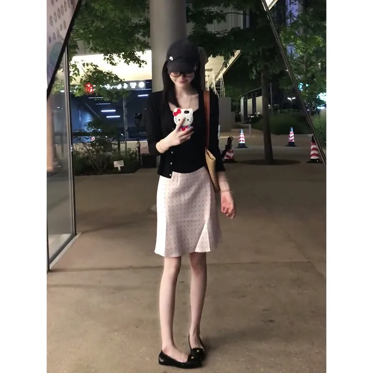 2025夏季新款女韩系穿搭宽松防晒薄款开衫修身吊带高腰波点半身裙