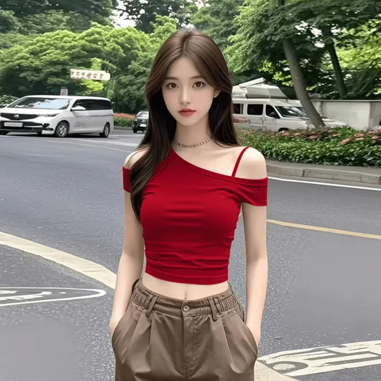 辣妹斜领露肩设计感红色短袖t恤女夏季新款修身显瘦短款露脐上衣