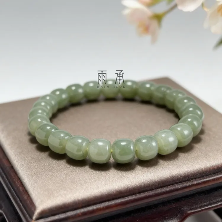深晴水直切天然和田玉湖水绿手链时尚气质素圈玉石手串