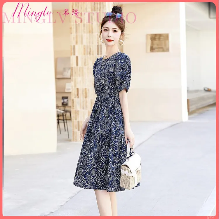 法式复古初恋赫本风碎花连衣裙女欧货2025夏季高级感显瘦茶歇短裙
