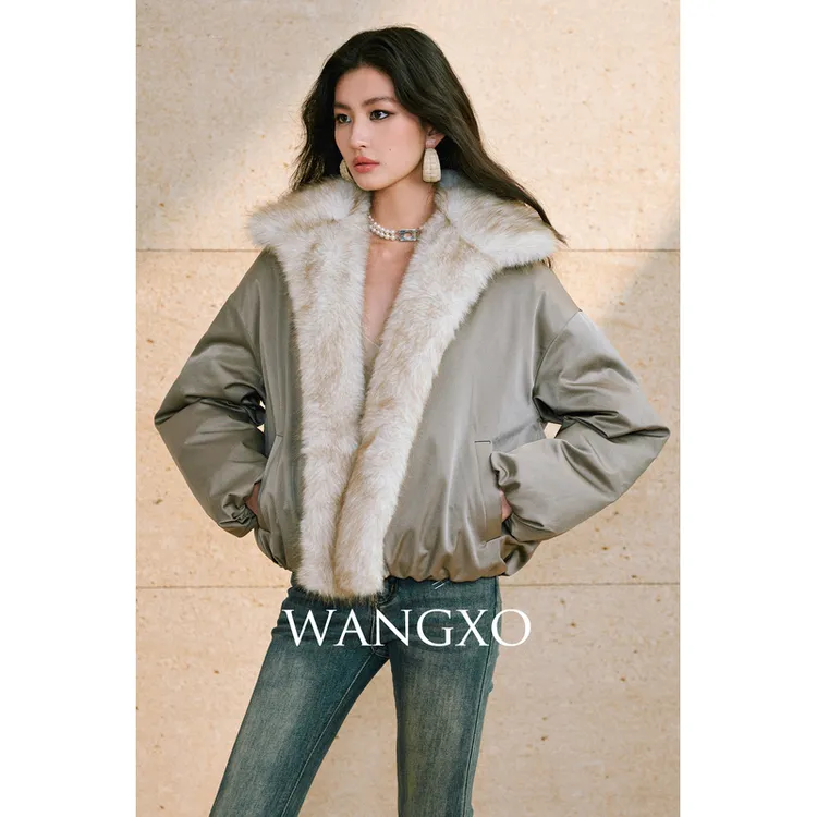 WANGXO  定制狐狸毛领皮草鸭绒外套  2581132W