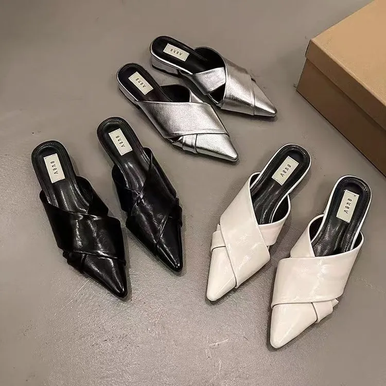 英伦气质银色包头半拖鞋新款夏季爆款法式外穿平底褶皱单鞋时尚