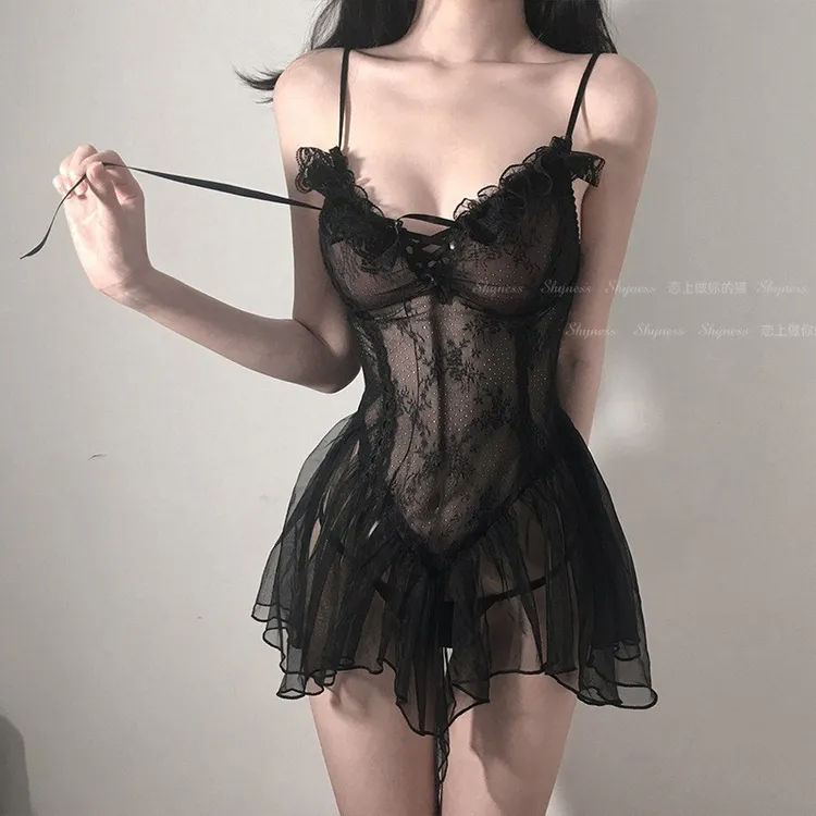性感蕾丝蝴蝶结吊带薄款睡裙
