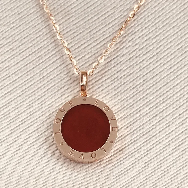 18k金吊坠红黑饼罗马文玫瑰金项链彩金圆饼双面真金AU750玛瑙大饼