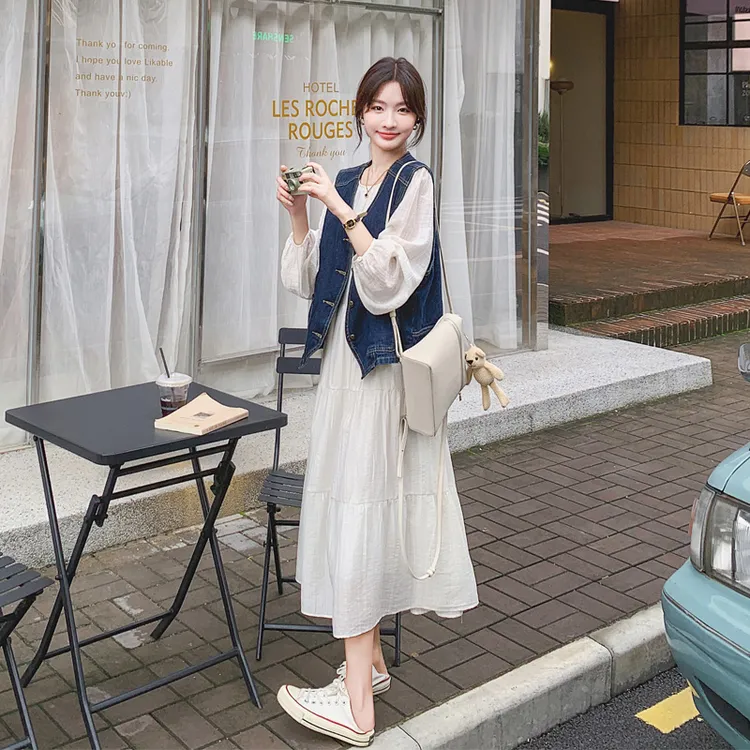 氛围感连衣裙套装女2025春秋新款小众复古港风牛仔马甲长裙两件套