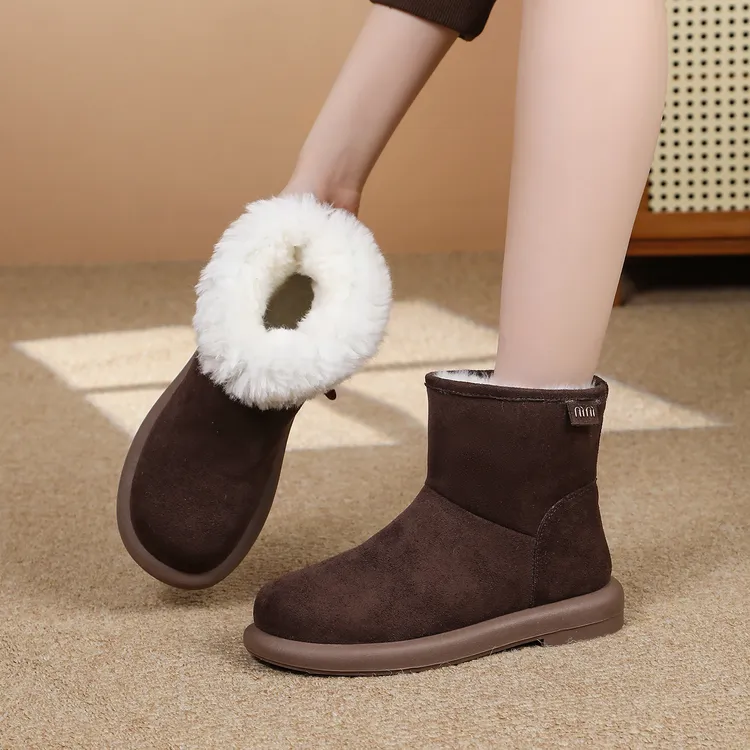 冬季保暖时尚羊毛雪地靴平底新款百搭时髦加厚保暖冬季爆款