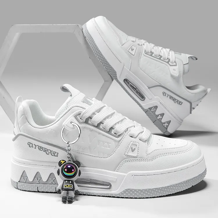 威亚逊V.YERXU百搭休闲小白鞋舒适软底印花耐磨轻便板鞋230061