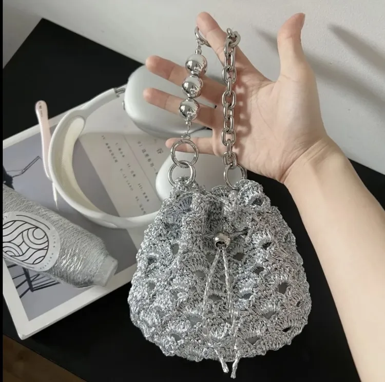 银色包芯纱闪银线毛线时尚特色编织线用于手工钩织包DIY手工材料