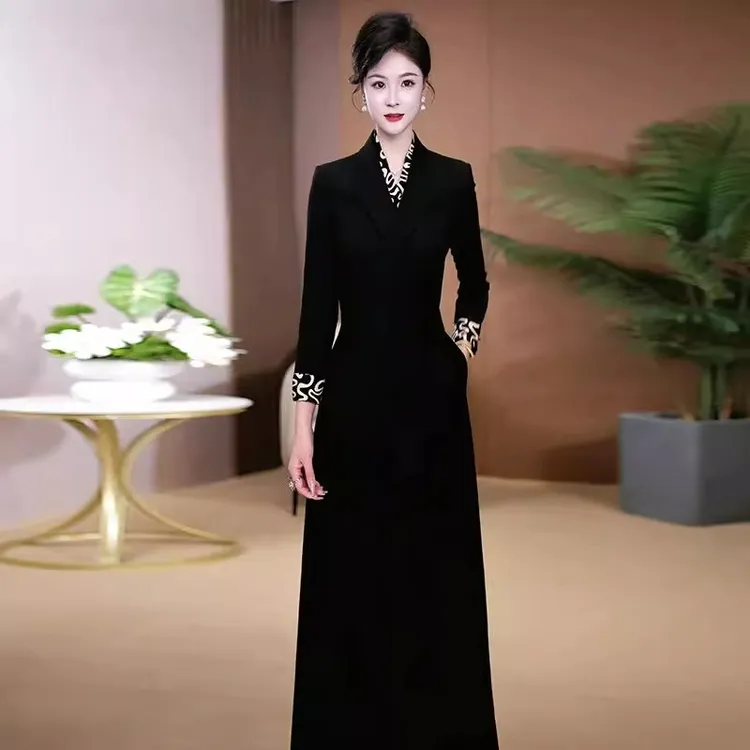 黑色裙子春秋季女2025新款长袖高档连衣裙阔太太洋气高贵中长裙