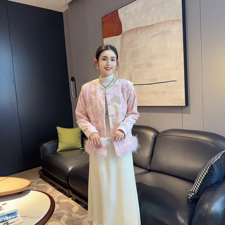 新中式中国风重工提花圆领毛毛夹棉外套立体镶嵌长袖