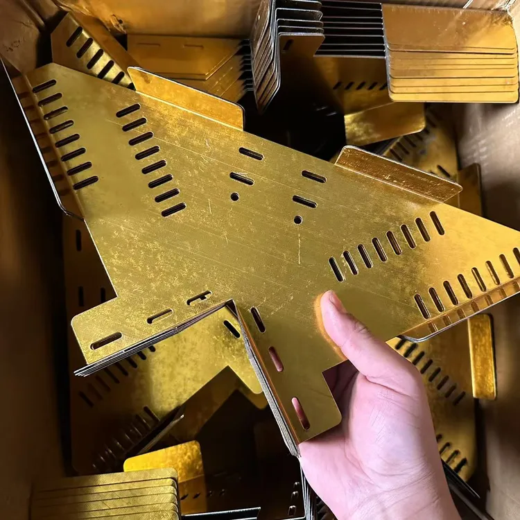 厂家包邮整箱100个石膏吊顶角码防开裂天花板护角龙骨连接加固器