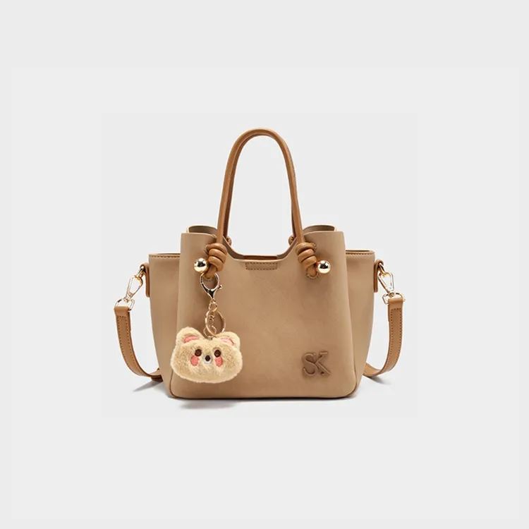 【刘叮当甄选】2025秋冬季女士新款简约可斜挎爆款百搭通勤水桶女包