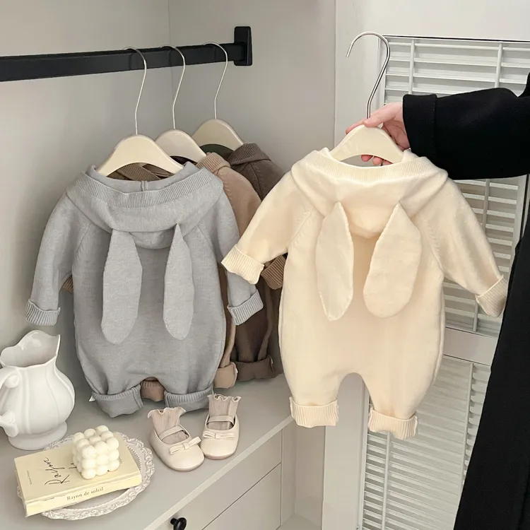 洋气哈衣满月外出服可爱兔耳朵连体衣小月龄男女宝宝超萌婴儿衣服