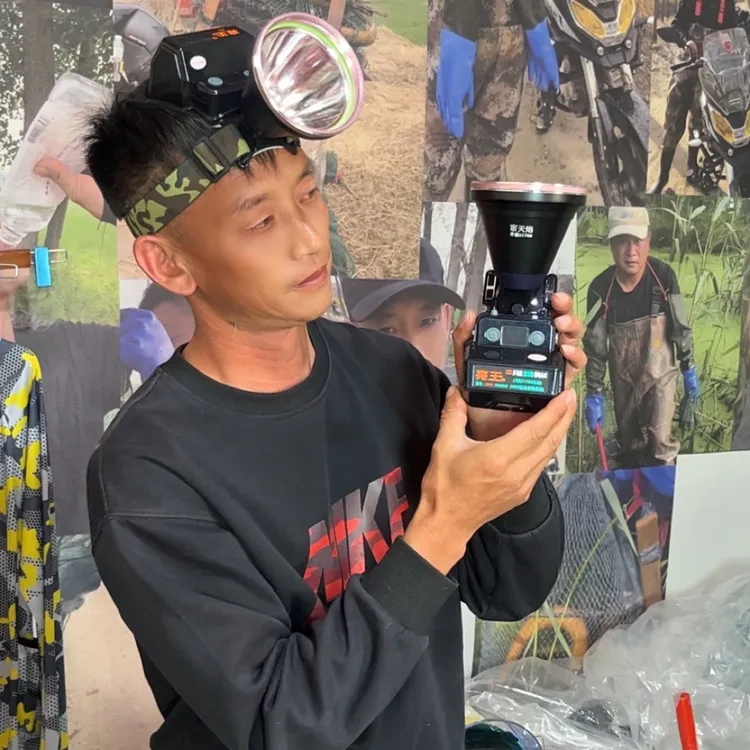 可充电头戴式强光头灯超轻防水长续航远射适合钓鱼户外使用，感应