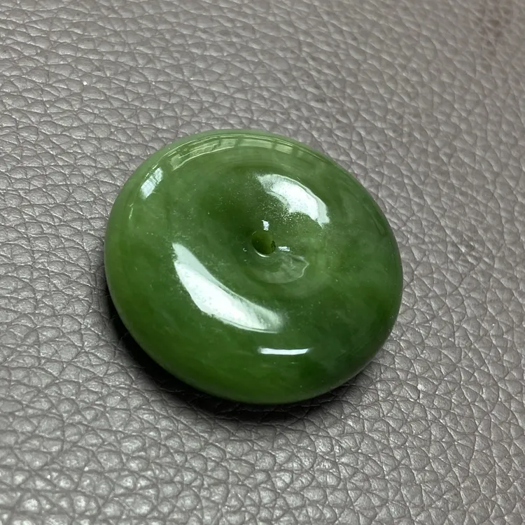天然和田玉碧玉猫眼平安扣吊坠时尚